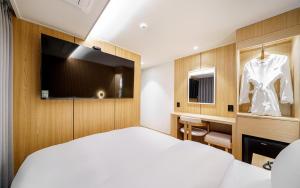 d hotel