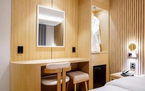 d hotel