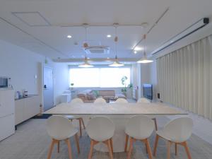 INOVE VILLA OSAKA -120m2 , 7 Double Beds , 2 BR , 2 Bath , Easy Access to Umeda , Kyoto ーPerfect for Families & Groupsー