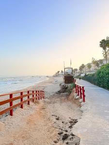 Sea Front View with Pool Paddle and Tennis Mijas
