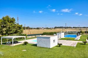Villa Cristal Pool and Padel - Happy Rentals