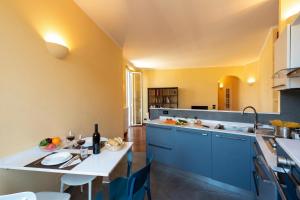 Lovely Apartment Via Nizza - Happy Rentals