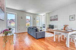 The Perfect View Penthouse Design Apt. - Happy Rentals