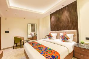 FabHotel Elvilla Model Town