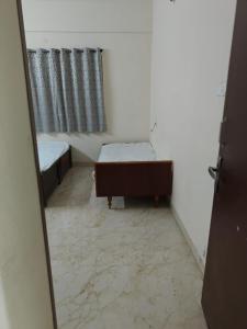 Visitors Lounge by MMG - 2&3BHK Furnished - Rd 12 Banjara Hills