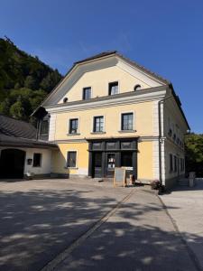 Baroque Alpine Retreat at the Historic Premetovc