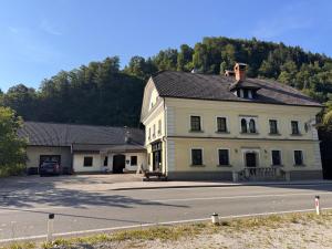 Baroque Alpine Retreat at the Historic Premetovc