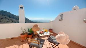 Casa Dorit con vistas al mar, piscina, parking