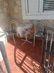 Pet Friendly Apartment Ground Floor