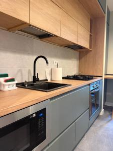 North Suites City View Onix Pipera