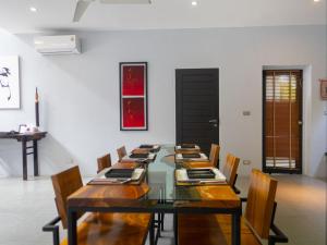 3Br Villa Yin Kuo Private Pool Walk to Beach