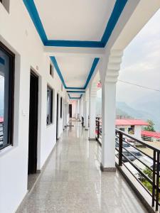 R K Hotel & HELY ROOMS
