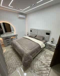 Casino Front Luxury Apartment 2