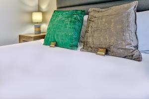Burleigh 305 Luxury Seaside Family Escape Ballito