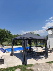 Charming village house - Milina