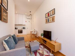 Charming 1-Bedroom Apartment in Oporto