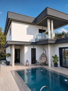 Villa VELUNA Liznjan Residence