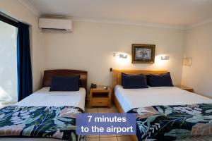 Novena Palms Motel