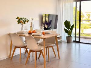 LUXURY APT with SEAVIEW ROOF NEAR THE BEACH