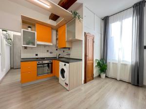 Mondo House