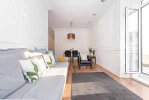 Campolide Terrace · Lisbon Apartment