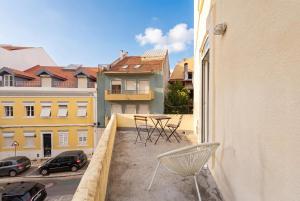 Campolide Terrace · Lisbon Apartment