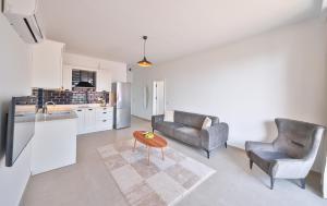 Freya Suite
