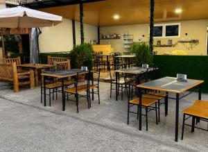 Salo Pool Hotel by the Sea