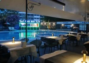 Golden Moon Apart Hotel