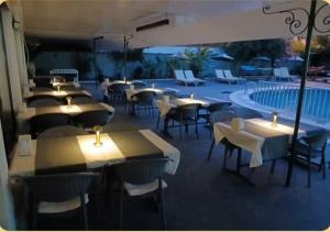 Golden Moon Apart Hotel
