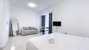 Affordable Luxury Studio in Prime Coastal Location