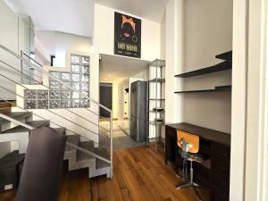 Cozy loft in the heart of Isola district