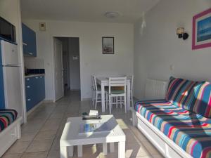 Appartement Terrasse Vue pinède & piscine