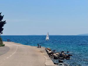 Bellord Lun, Private Heated Swimming Pool with Panoramic Sea View