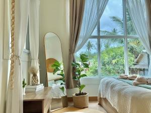 Chaloklum Beach House