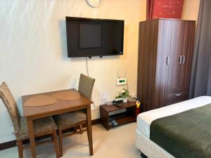 At LBS 888 Condo Unit Rental-Full Relaxing Seaview 304-10Flr