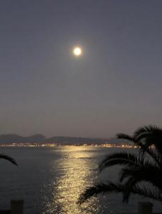 Apartamento en Salou Primera Linea de Mar con Vistas