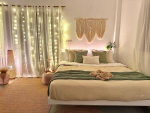 Srithanu Paradise Stay King Bed