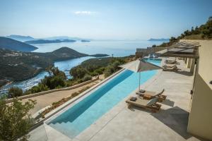 Villa Symposium Infinity