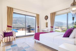 Dolphin Bay Villa