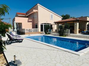 Holiday Apartment SUNNY LIFE in VILLA STELLA