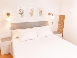 Encanto Histórico en Carmona - Estudio Bajo a un paso de Sevilla by beBalmy