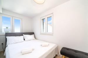 Villa Levante Apartments, quiet location and close to beach, only 300 m from sea