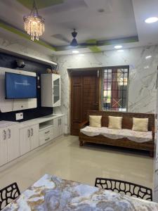 Airport Transit,Service Apt at Binny Square