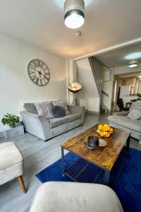 Gorst House - Walk to Anfield - Free parking