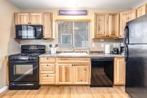 1BR Coeur dAlene Bungalow - half mile to Lake