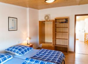 Cozy apartment in El Chaparral, 60 m², shared pool