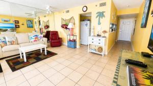 Sunbird Resort 5th Floor Amazing View! - by Sunbird Rentals