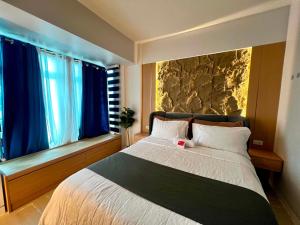 Walk to Casino & Mall I 9 mins to NAIA T3,T2,&T1