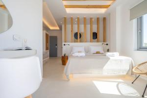 Kastraki Riviera Suites